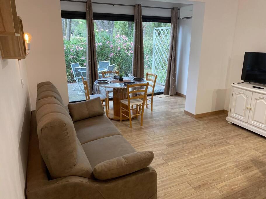 Appartement Residence Vacances Amandier آرْلْ المظهر الخارجي الصورة